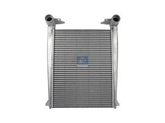 Охладитель наддувочного воздуха 593 x 812 x 52 mm_DT_6.35401