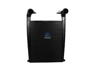 Охладитель наддувочного воздуха 593 x 812 x 66 mm_DT_6.35403