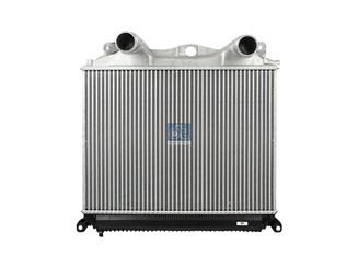 Охладитель наддувочного воздуха 665 x 892 x 64 mm_DT_3.16228